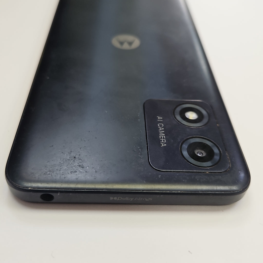 CELULAR MOTOROLA MOTO E13 XT2345-2 64 GB 2 GB RAM (SEMINUEVO)