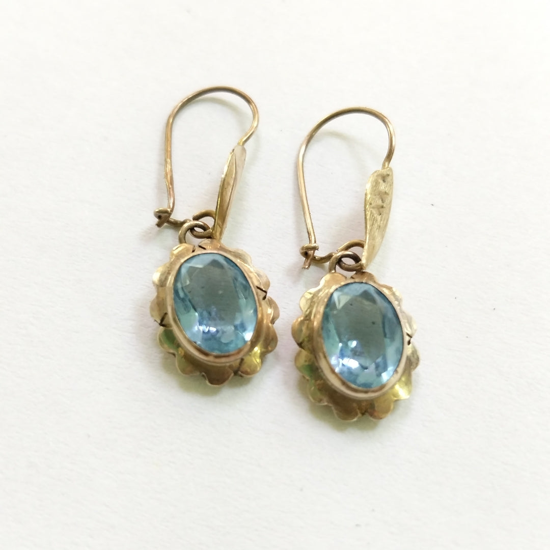 ARETES PAR ORO 8 K 1.3 GRMS (SEMINUEVO)