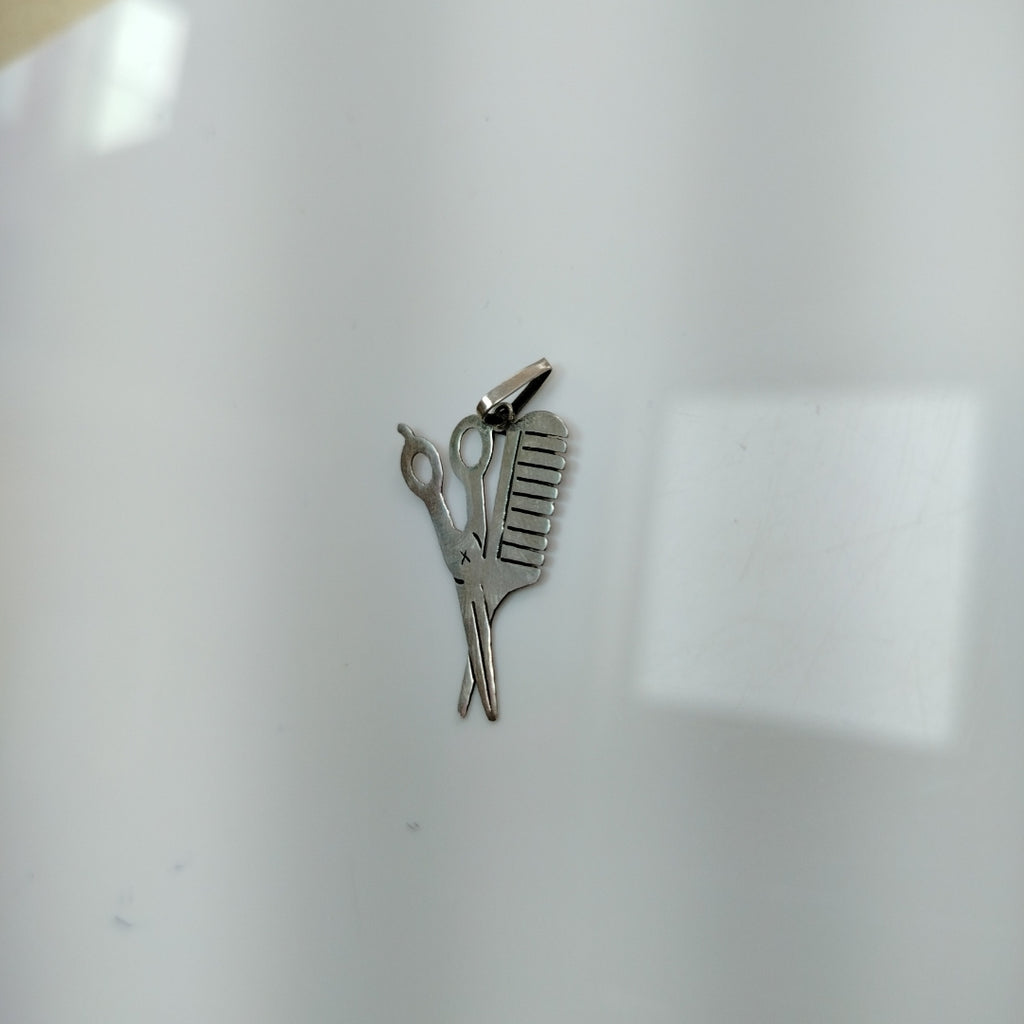 DIJE PLATA 0,90 GRMS (SEMINUEVO)