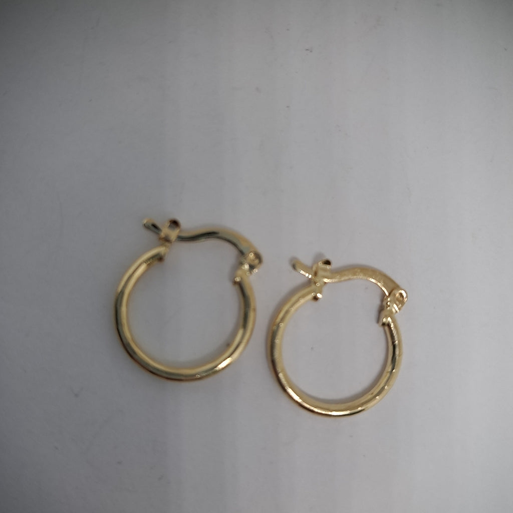 ARETES ARRACADAS ESTRIADAS 14K 1.4 GR (NUEVO)