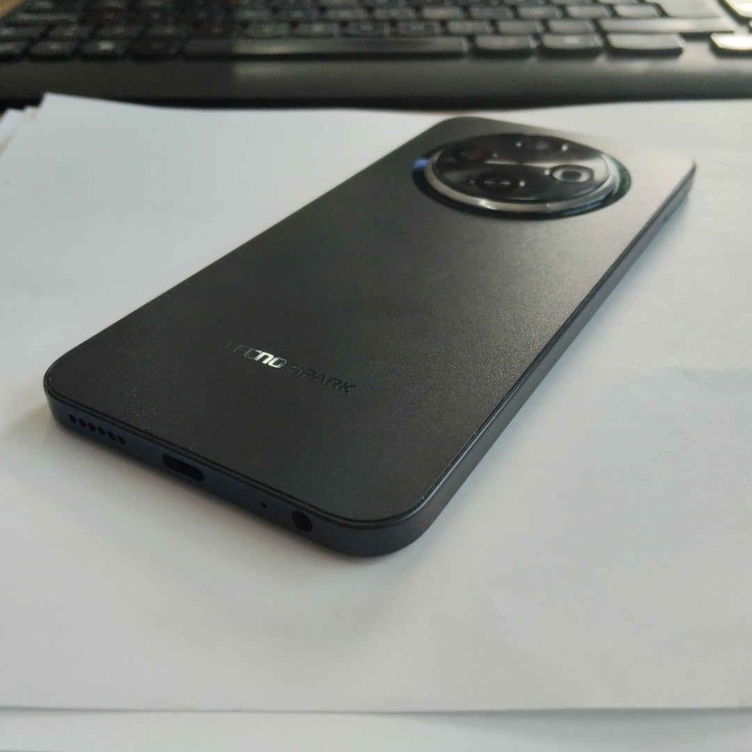 CELULAR OTRAS MARCAS OTROS MODELOS 256 GB 8 GB RAM (SEMINUEVO)