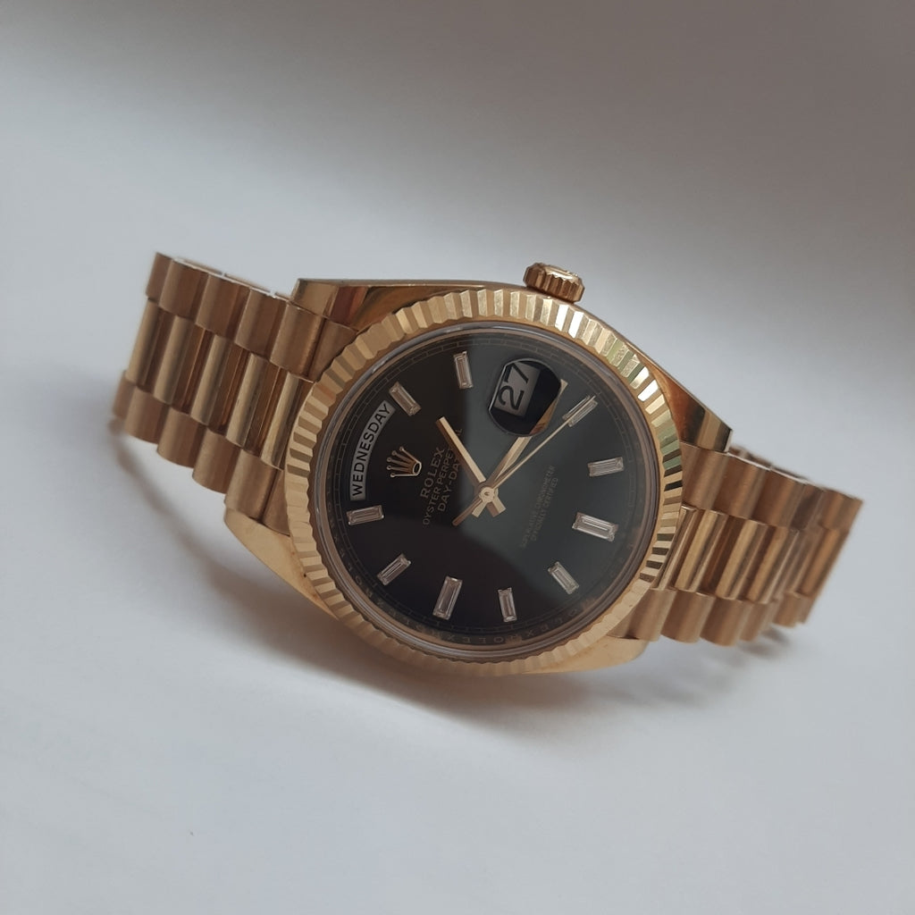 RELOJ CAJA Y PULSO ORO ORO 18 K 208,30 GRMS (SEMINUEVO)