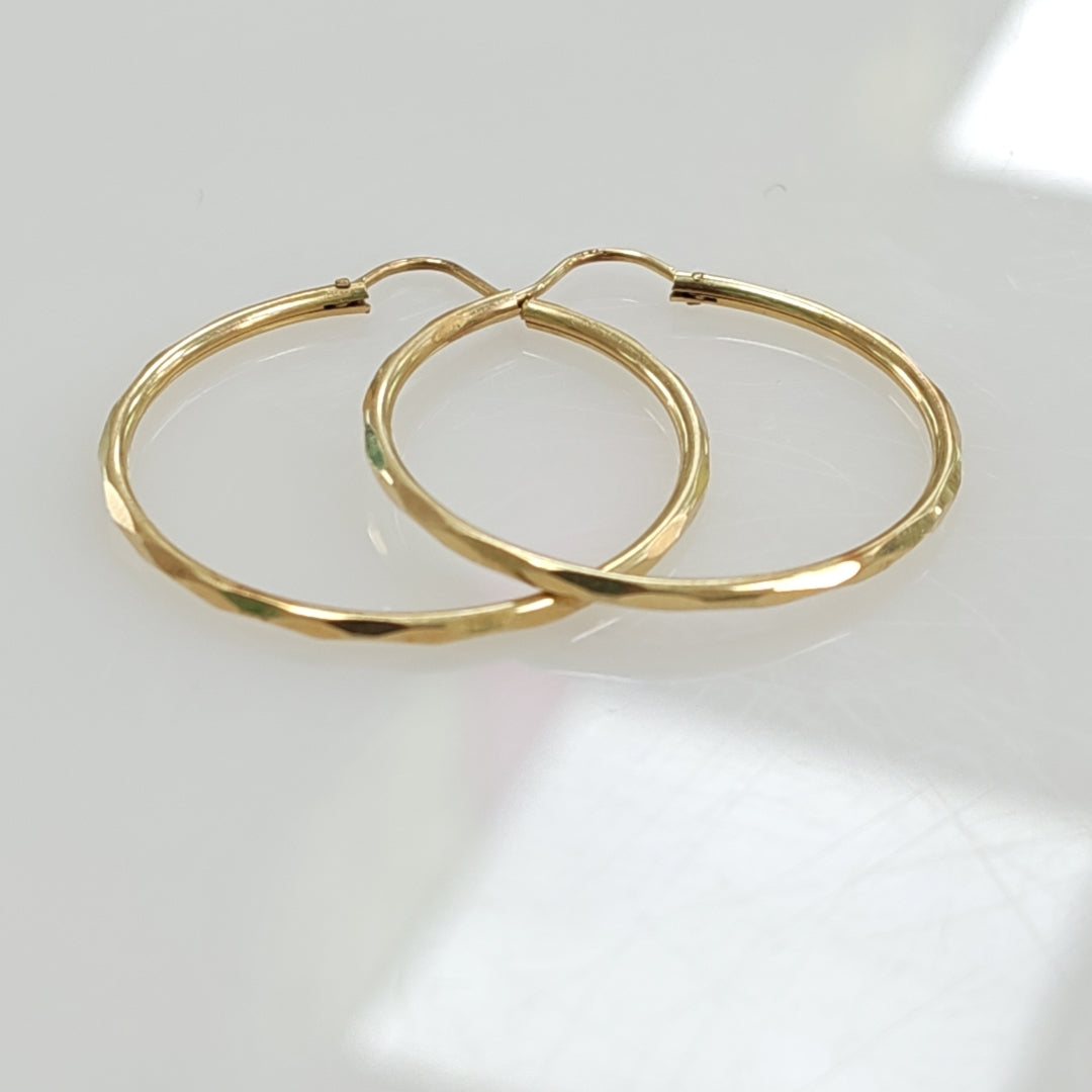 ARRACADAS PAR ORO 14 K 2.4 GRMS (SEMINUEVO)