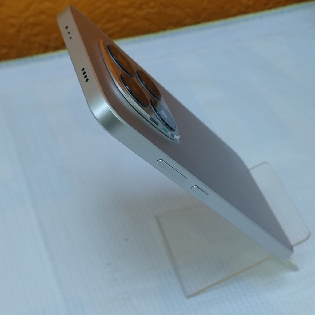 CELULAR XIAOMI REDMI NOTE 15 PRO 5G 25080RABDG (2026) 512 GB 8 GB RAM (SEMINUEVO)