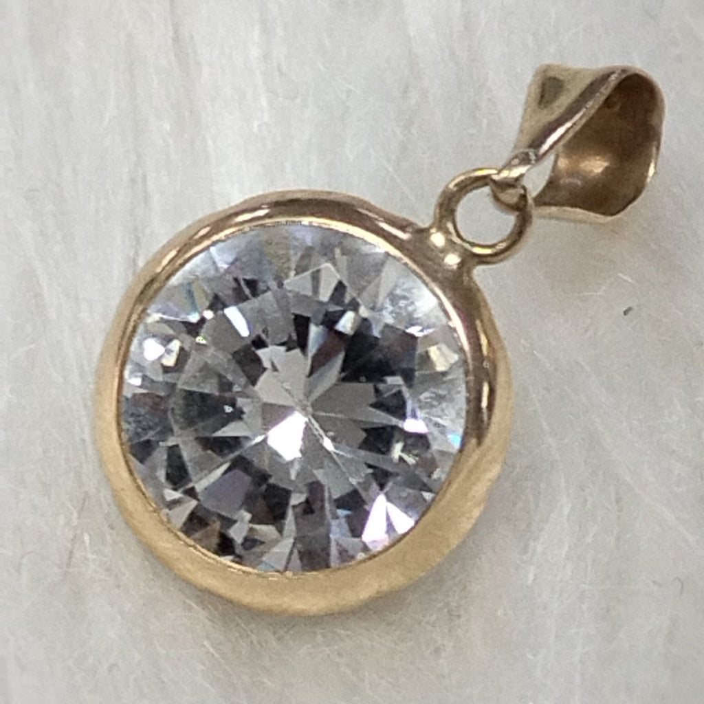 DIJE ORO 14 K 1.6 GRMS (SEMINUEVO)