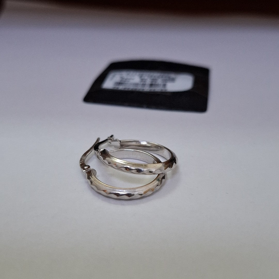 ARRACADAS PAR ORO BLANCO 14 K 1.3 GRMS (SEMINUEVO)