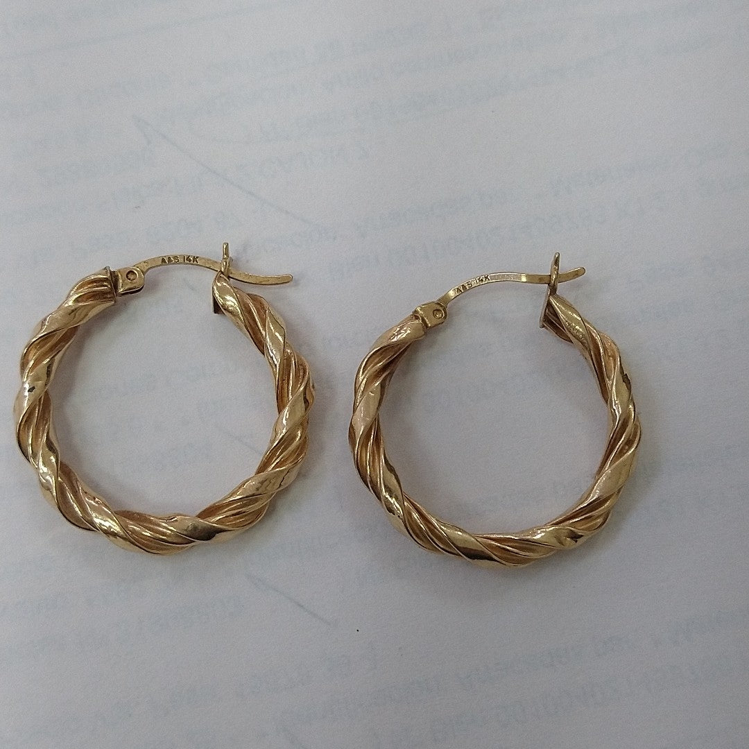 ARRACADAS PAR ORO 14 K 3.2 GRMS (SEMINUEVO)