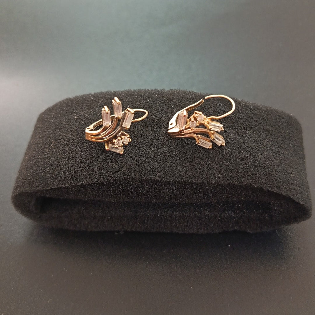 ARETES PAR ORO 10 K 2.8 GRMS (SEMINUEVO)