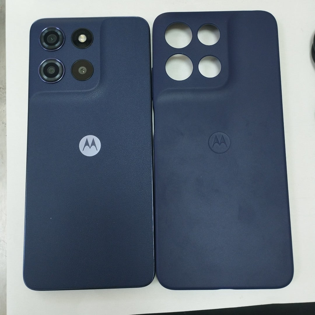CELULAR MOTOROLA MOTO G17 XT2623-1 (2026) 128 GB 4 GB RAM (SEMINUEVO)
