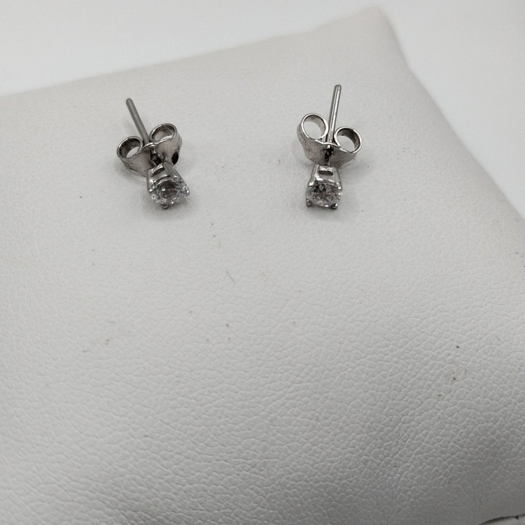 BROQUELES PAR ORO BLANCO 10 K 0.8 GRMS (SEMINUEVO)