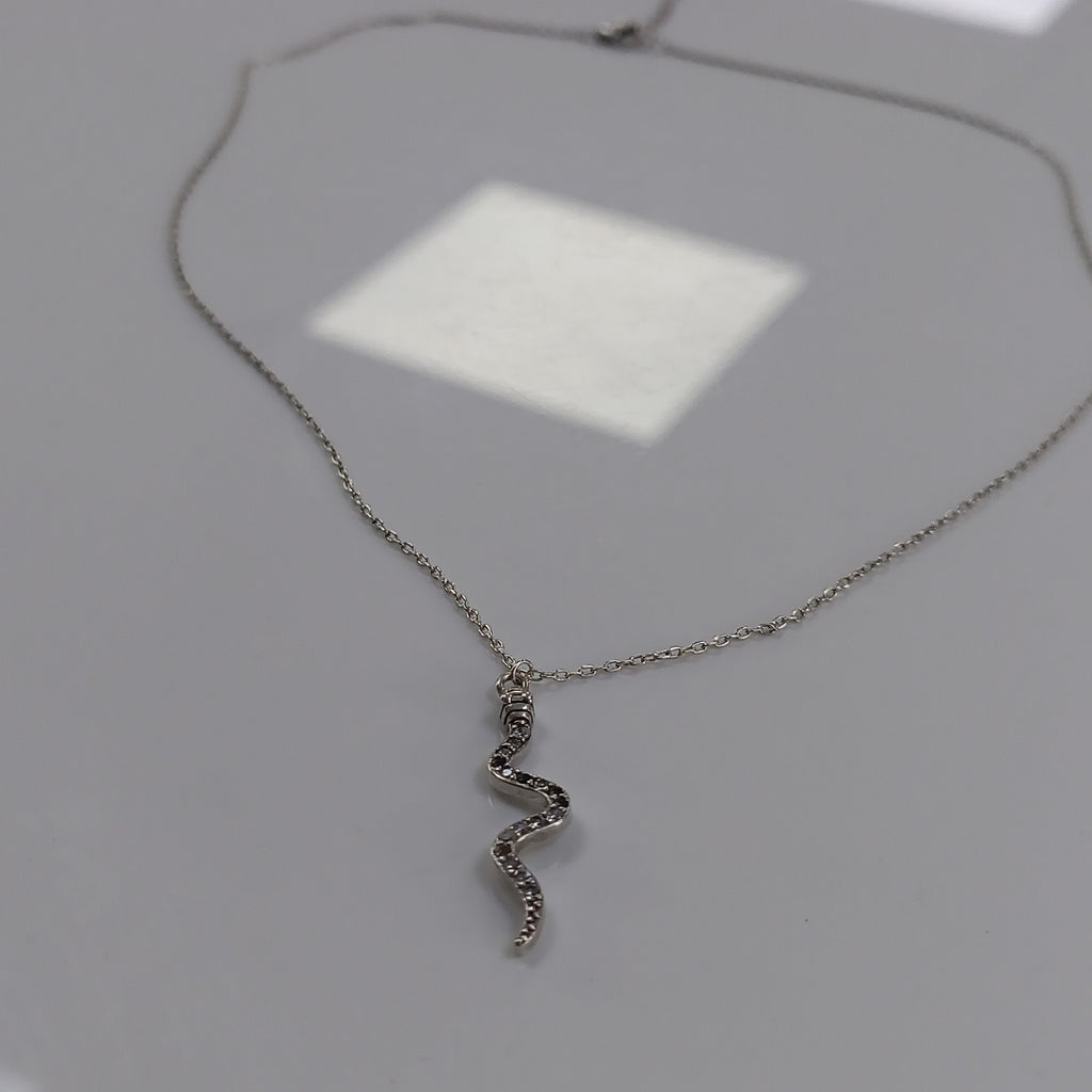 CADENA, DIJE PLATA 2.3 GRMS (SEMINUEVO)