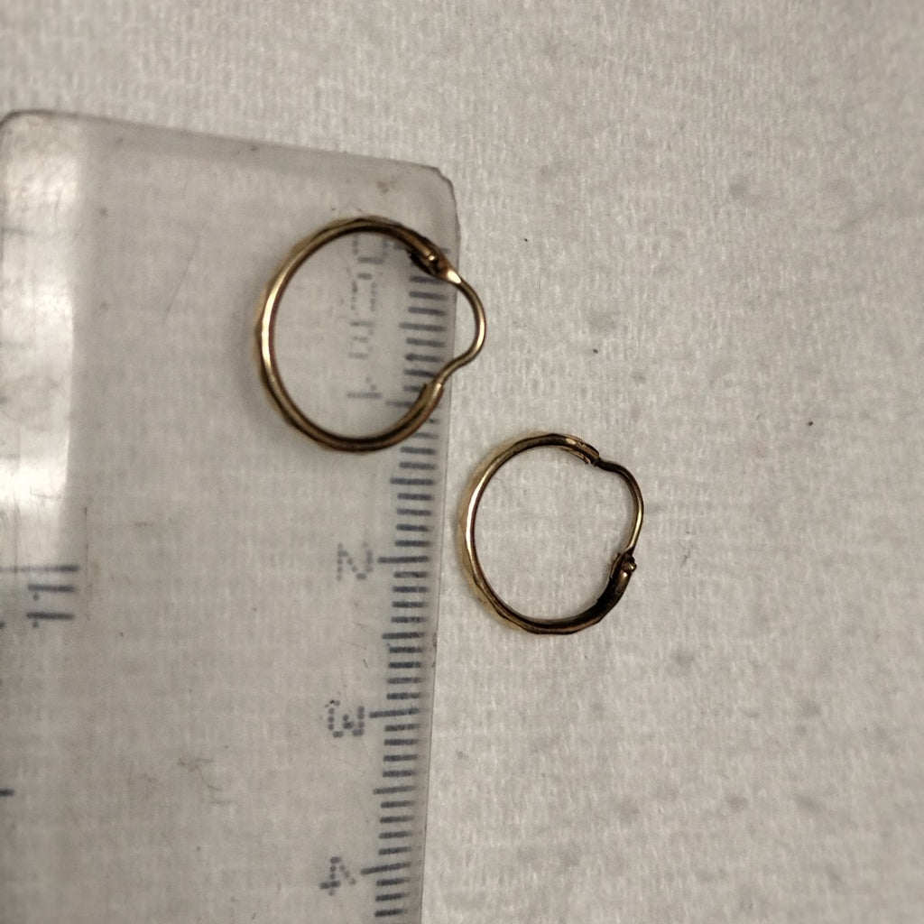 ARRACADAS PAR ORO 10 K 0.6 GRMS (SEMINUEVO)