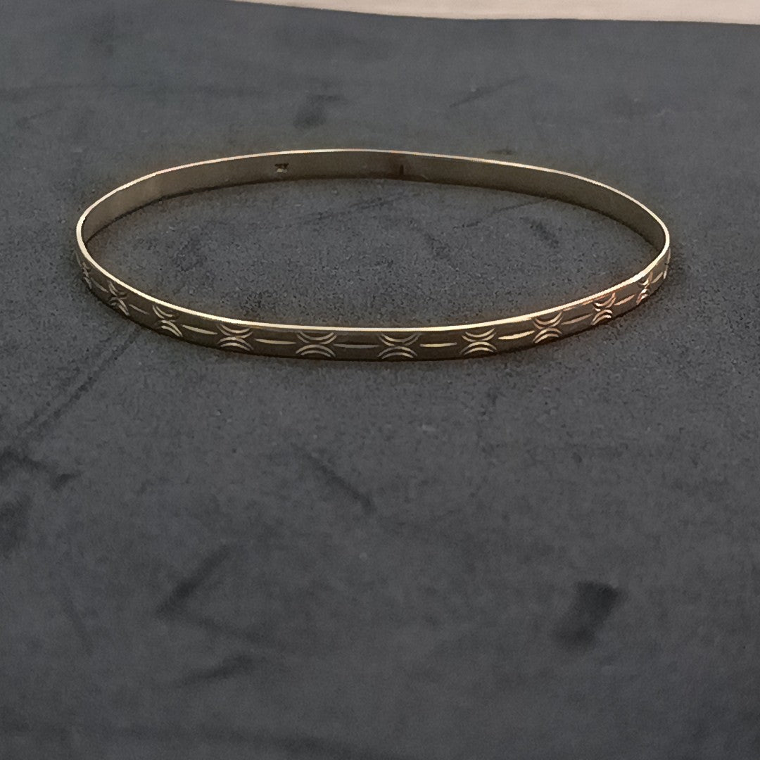 PULSERA RIGIDA ORO 14 K 5.6 GRMS (SEMINUEVO)