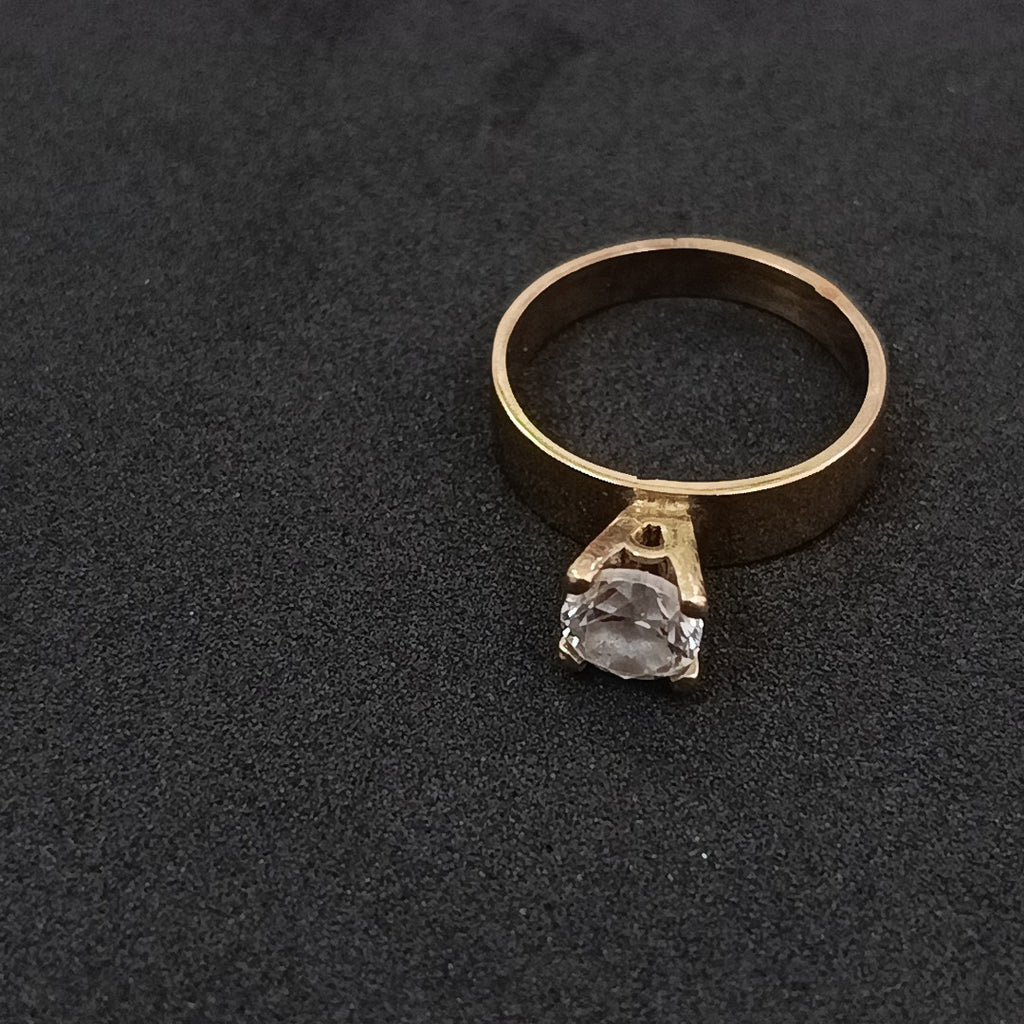 ANILLO ORO 10 K 3.4 GRMS (SEMINUEVO)