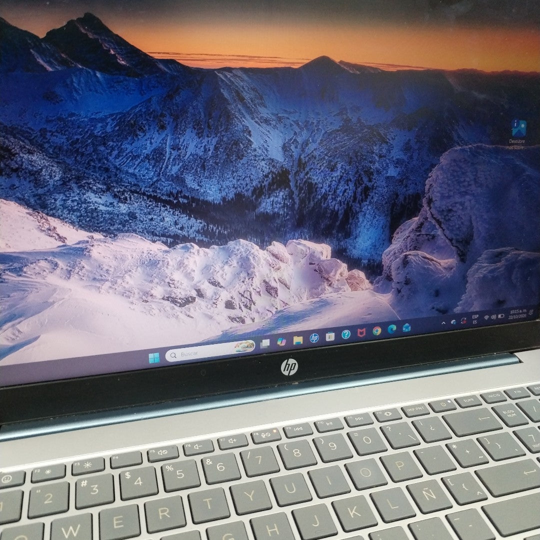 LAPTOP HP 15-FD0026LA (2024) 512 GB SSD 8 GB RAM (SEMINUEVO)