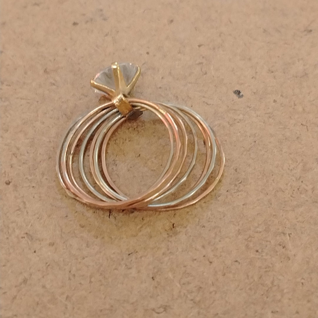 ANILLO ORO 10 K 3.1 GRMS (SEMINUEVO)