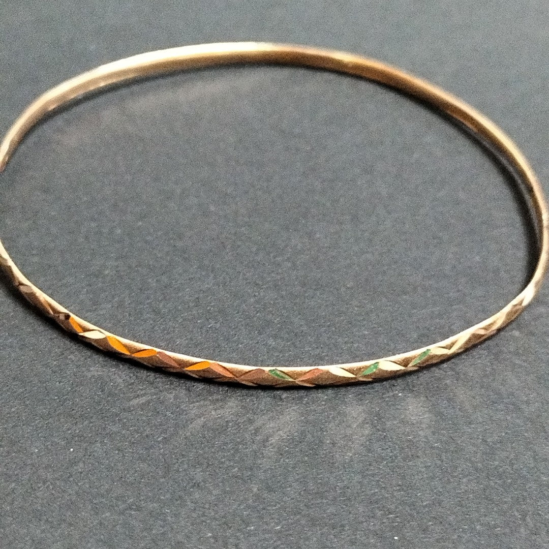 PULSERA RIGIDA ORO 10 K 3.9 GRMS (SEMINUEVO)