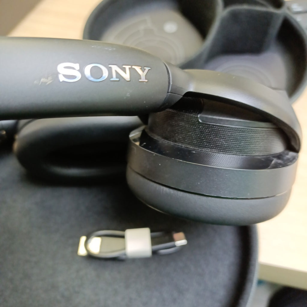 AUDIFONOS SONY WH-ULT900N INALAMBRICO OVER EAR (SEMINUEVO)