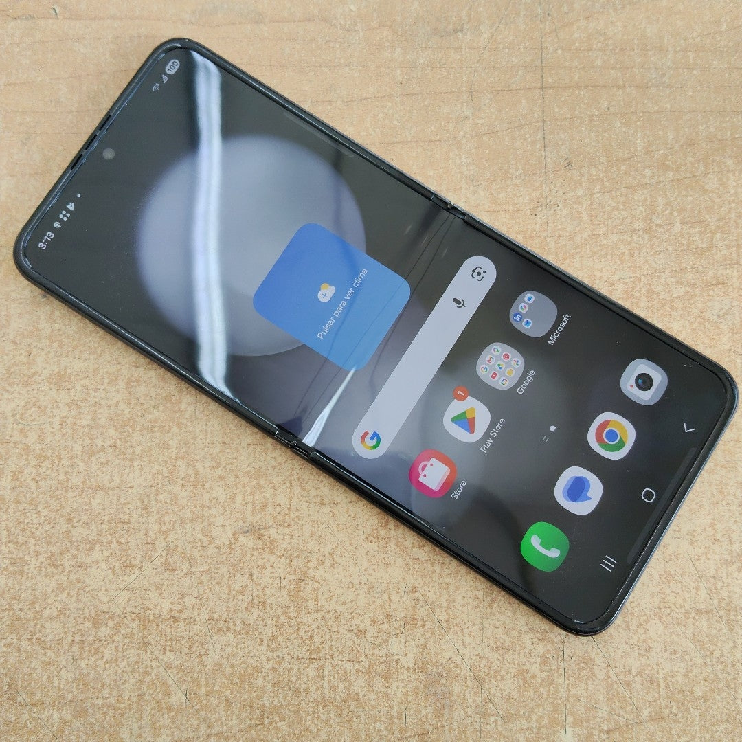 CELULAR SAMSUNG GALAXY Z FLIP 5 SM-F731U1 (2023) 256 GB 8 GB RAM (SEMINUEVO)