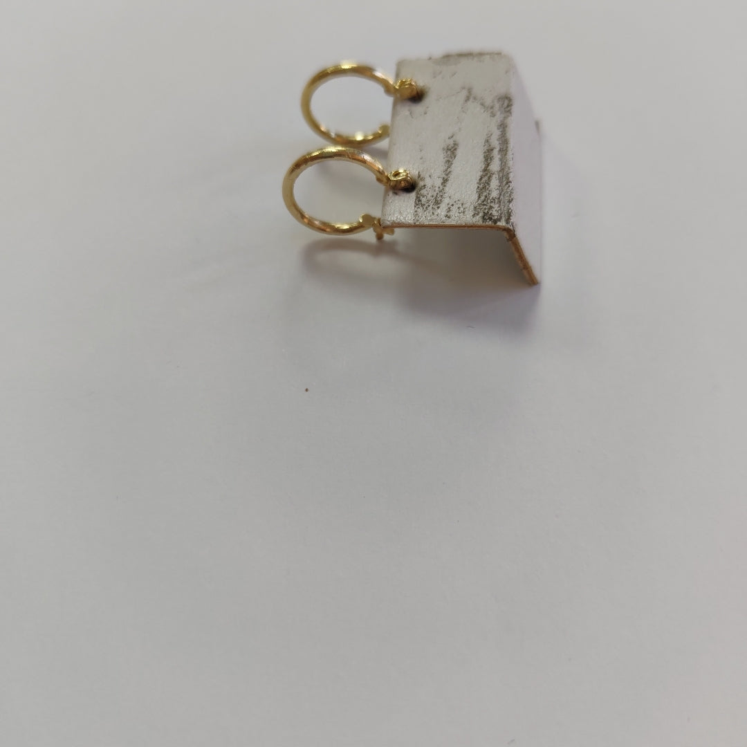 ARETES ARRACADAS ESTRIADAS 14K 1.4 GR (NUEVO)