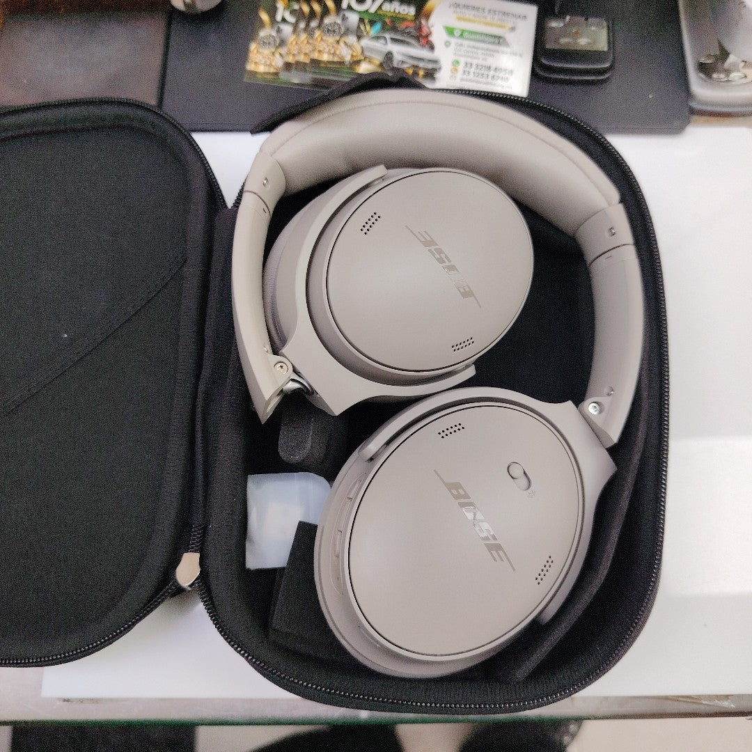 AUDIFONOS BOSE QUIETCOMFORT INALAMBRICO OVER EAR (SEMINUEVO)