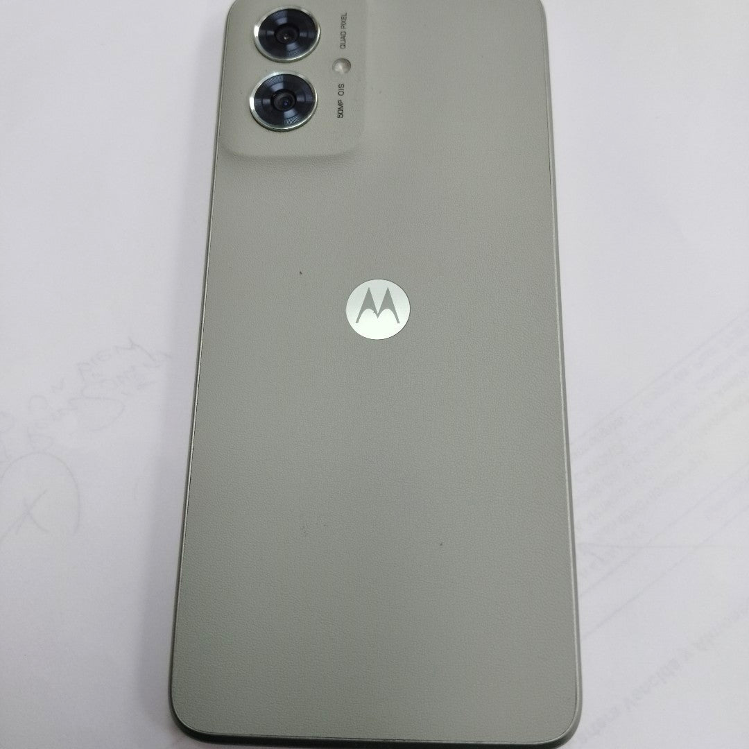 CELULAR MOTOROLA MOTO G55 5G XT2435-1(2024) 256 GB 8 GB RAM (SEMINUEVO)