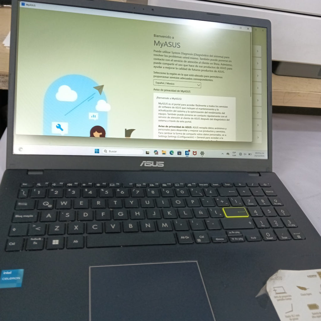 LAPTOP ASUS VIVOBOOK E510KA-BR760W (2024) 128 GB SSD 4 GB RAM (SEMINUEVO)