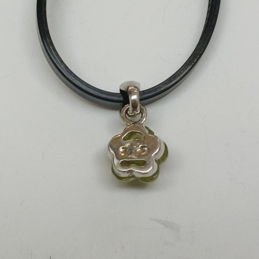 DIJE ORO,ORO BLANCO 14 K 0,60 GRMS (SEMINUEVO)