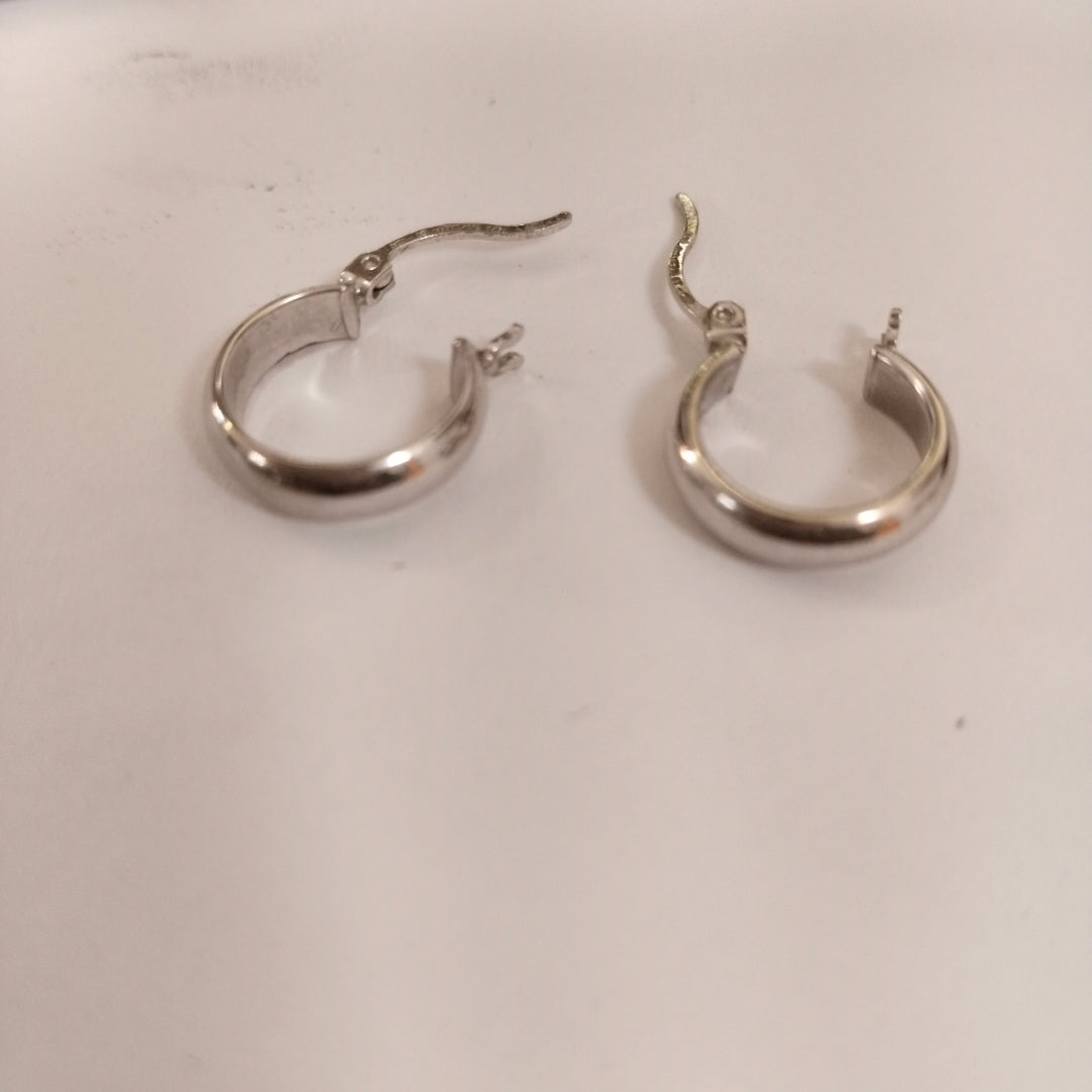 ARRACADAS PAR ORO 14 K 1.5 GRMS (SEMINUEVO)