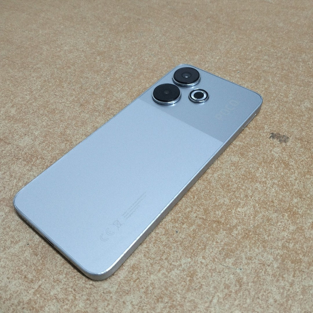 CELULAR XIAOMI POCO M6 2404APC5FG (2023) 256 GB 8 GB RAM (SEMINUEVO)