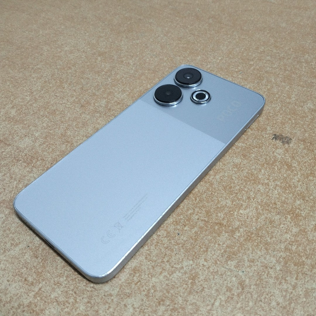 CELULAR XIAOMI POCO M6 2404APC5FG (2023) 256 GB 8 GB RAM (SEMINUEVO)