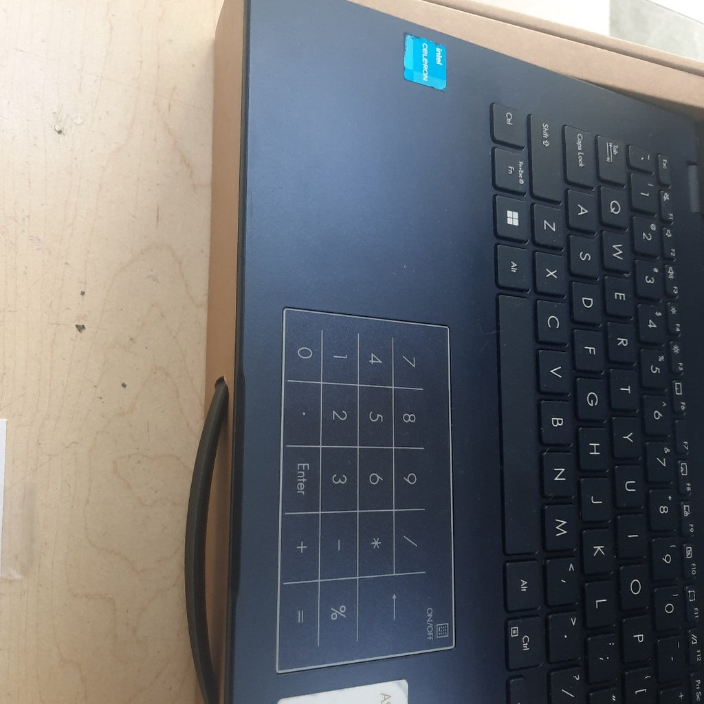 LAPTOP ASUS E410KA-CL464 (2024) 64 GB SSD 4 GB RAM (SEMINUEVO)