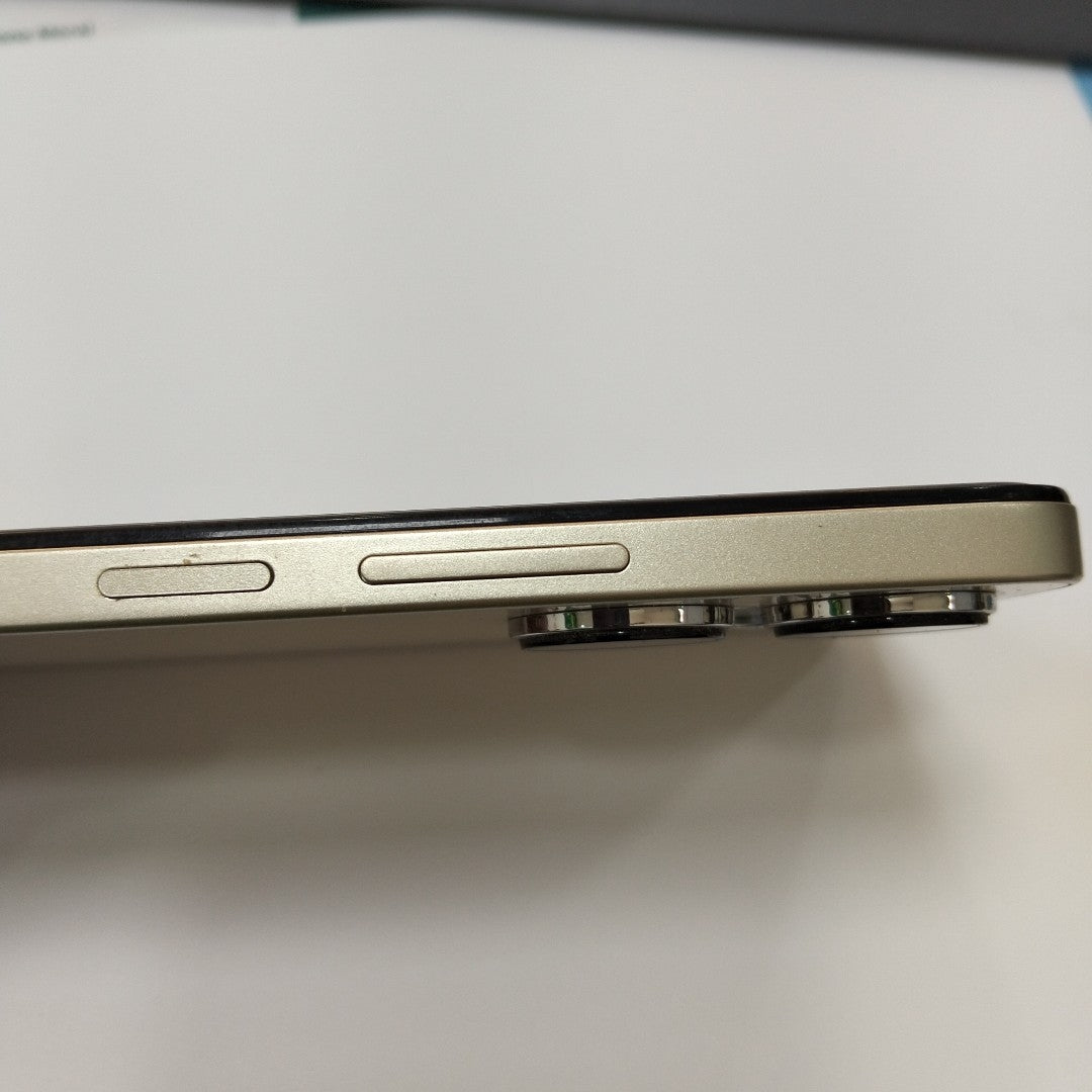 CELULAR XIAOMI REDMI 13 24049RN28L (2024) 256 GB 8 GB RAM (SEMINUEVO)