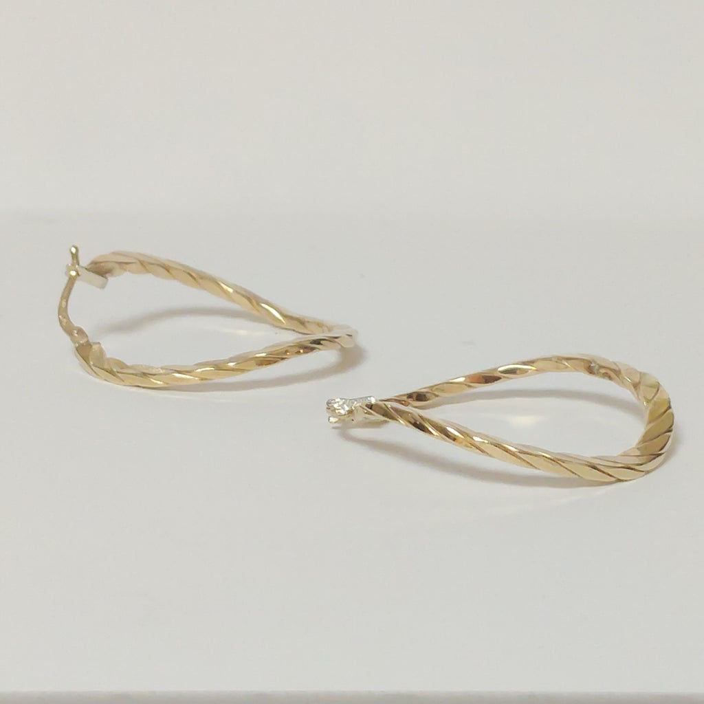 ARRACADAS PAR ORO 10 K 2,60 GRMS (SEMINUEVO)