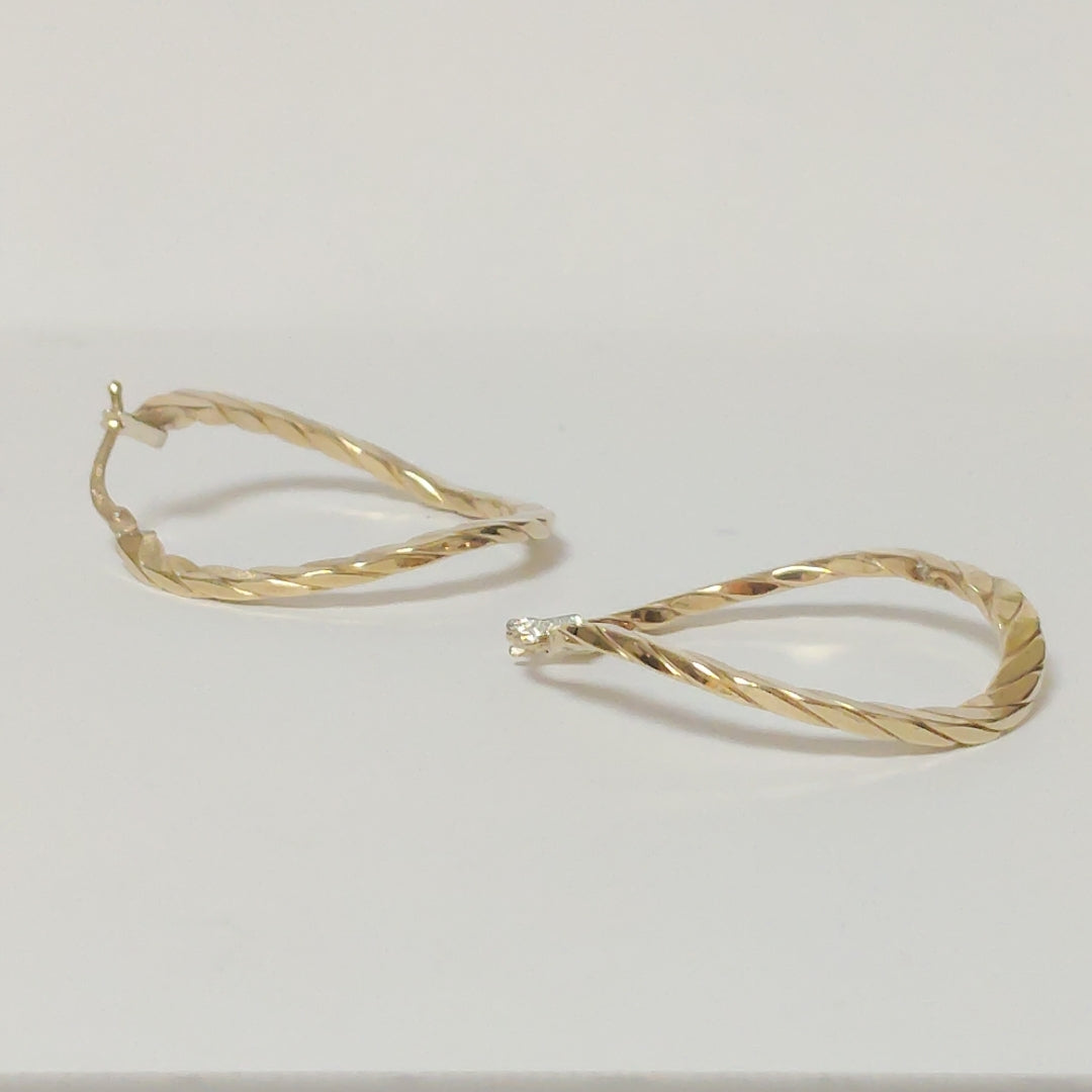 ARRACADAS PAR ORO 10 K 2,60 GRMS (SEMINUEVO)