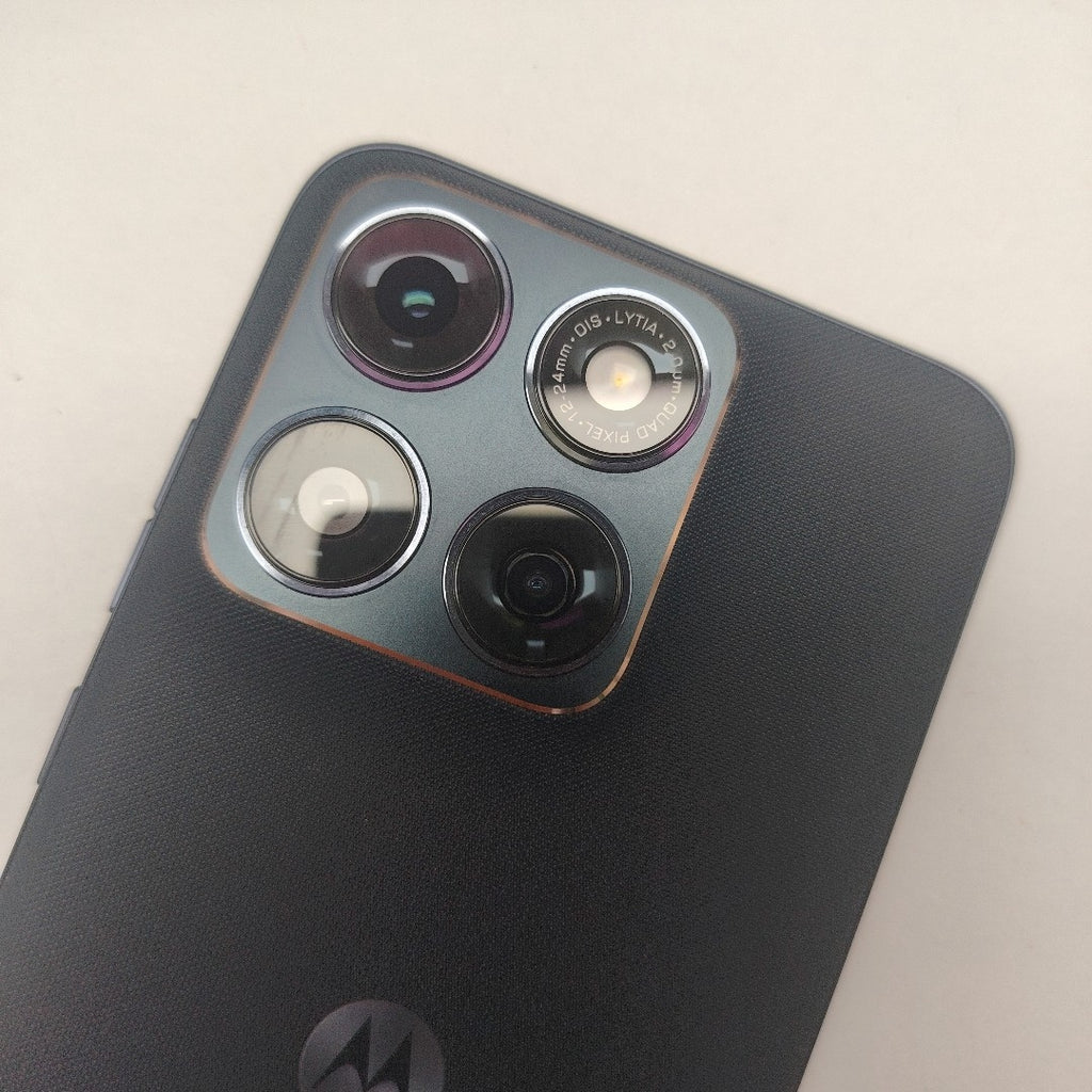 CELULAR MOTOROLA EDGE 70 FUSION XT2605-3 (2026) 256 GB 8 GB RAM (SEMINUEVO)