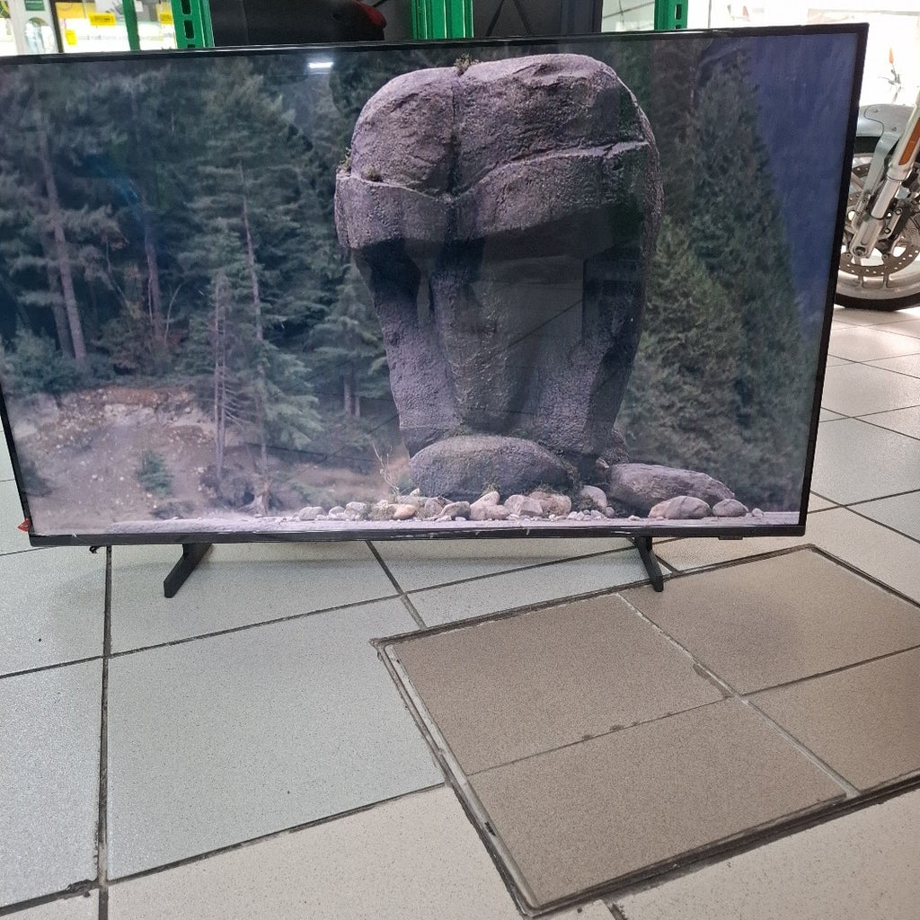 PANTALLA SAMSUNG UN43U8200HF (2026) 43" LED 4K (SEMINUEVO)