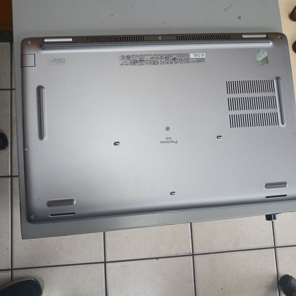 LAPTOP DELL PRECISION 3591 (2025) 1 TB SSD 32 GB RAM (SEMINUEVO)
