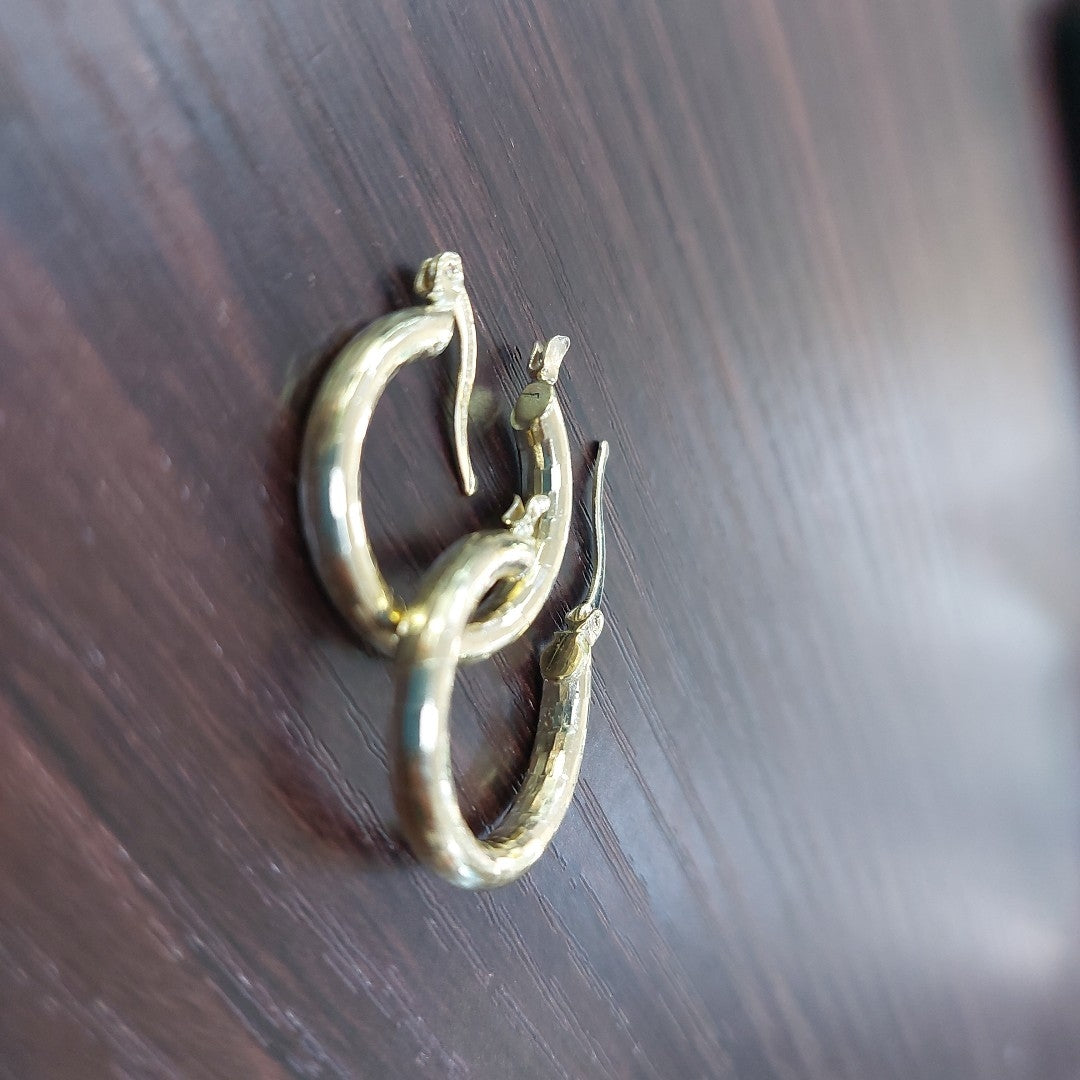 ARETES ARRACADAS FACETADAS 14K 2.5 GR ET 05 (NUEVO)