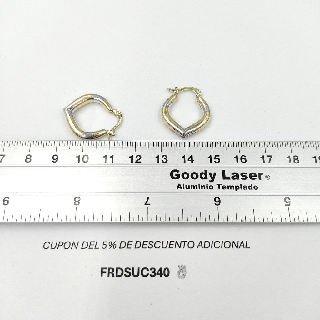 ARETES ARRACADAS CON DISEÑO COMBINADA 14K 2 GR AC 45 (NUEVO)
