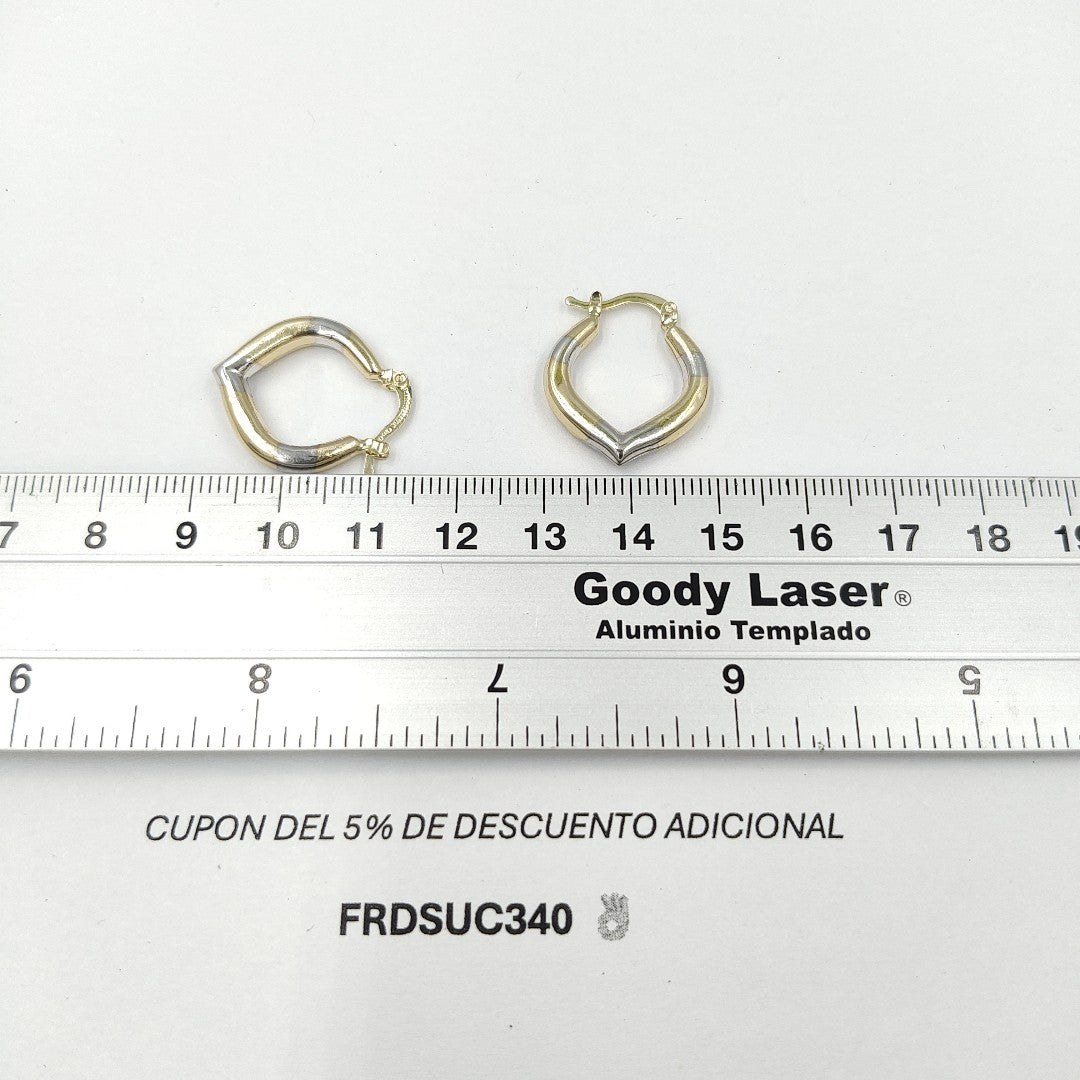 ARETES ARRACADAS CON DISEÑO COMBINADA 14K 2 GR AC 45 (NUEVO)