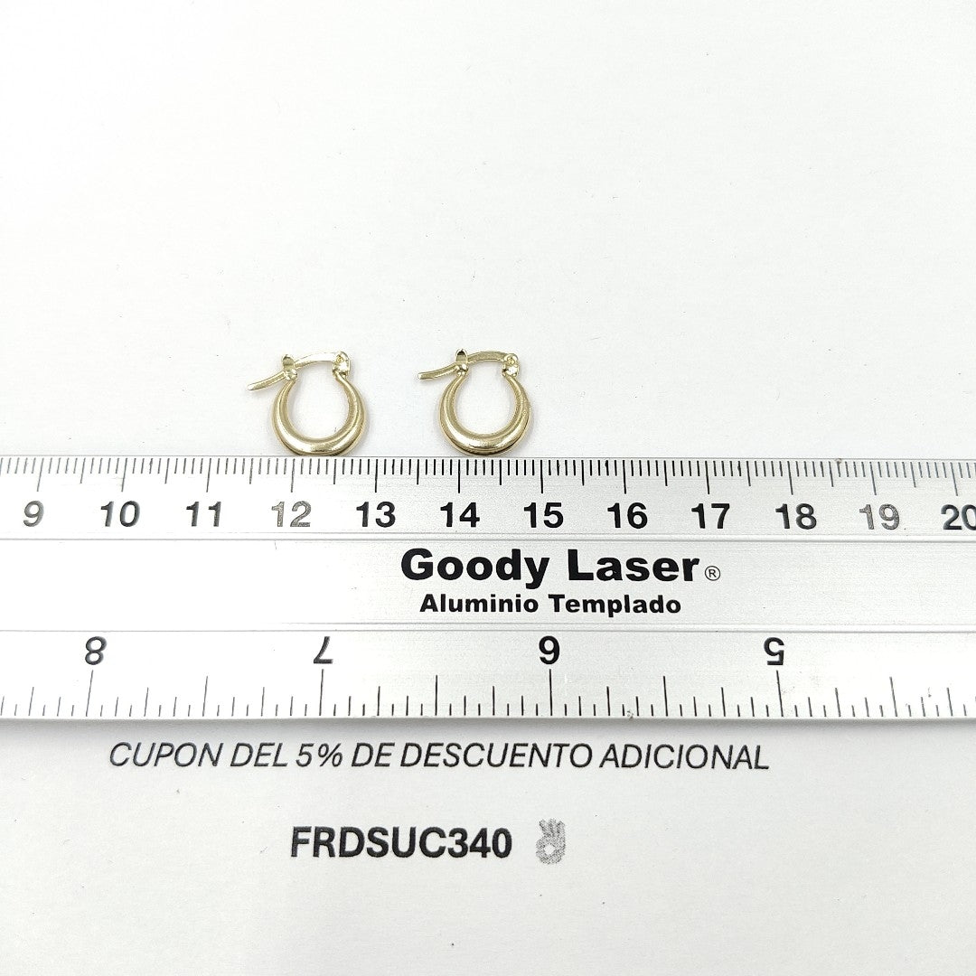 ARETES ARRACADAS LISA CHICA 14K 1.1 GR AC 81 (NUEVO)