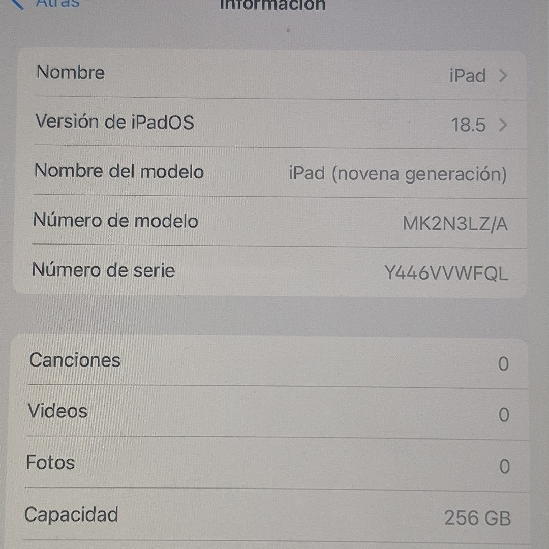TABLETA APPLE IPAD 9 A2602 256 GB 3 GB RAM (SEMINUEVO)