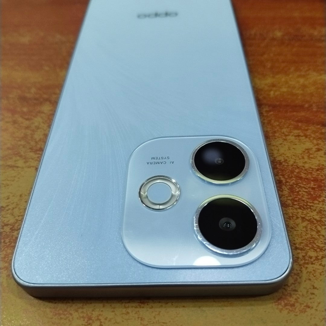 CELULAR OPPO A5 PRO CPH2711 (2025) 256 GB 8 GB RAM (SEMINUEVO)