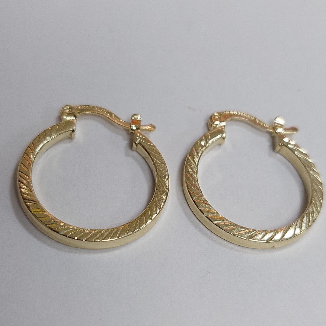 ARETES ARRACADAS ASTRIADAS 14K 1.4 GR ER 73 (NUEVO)