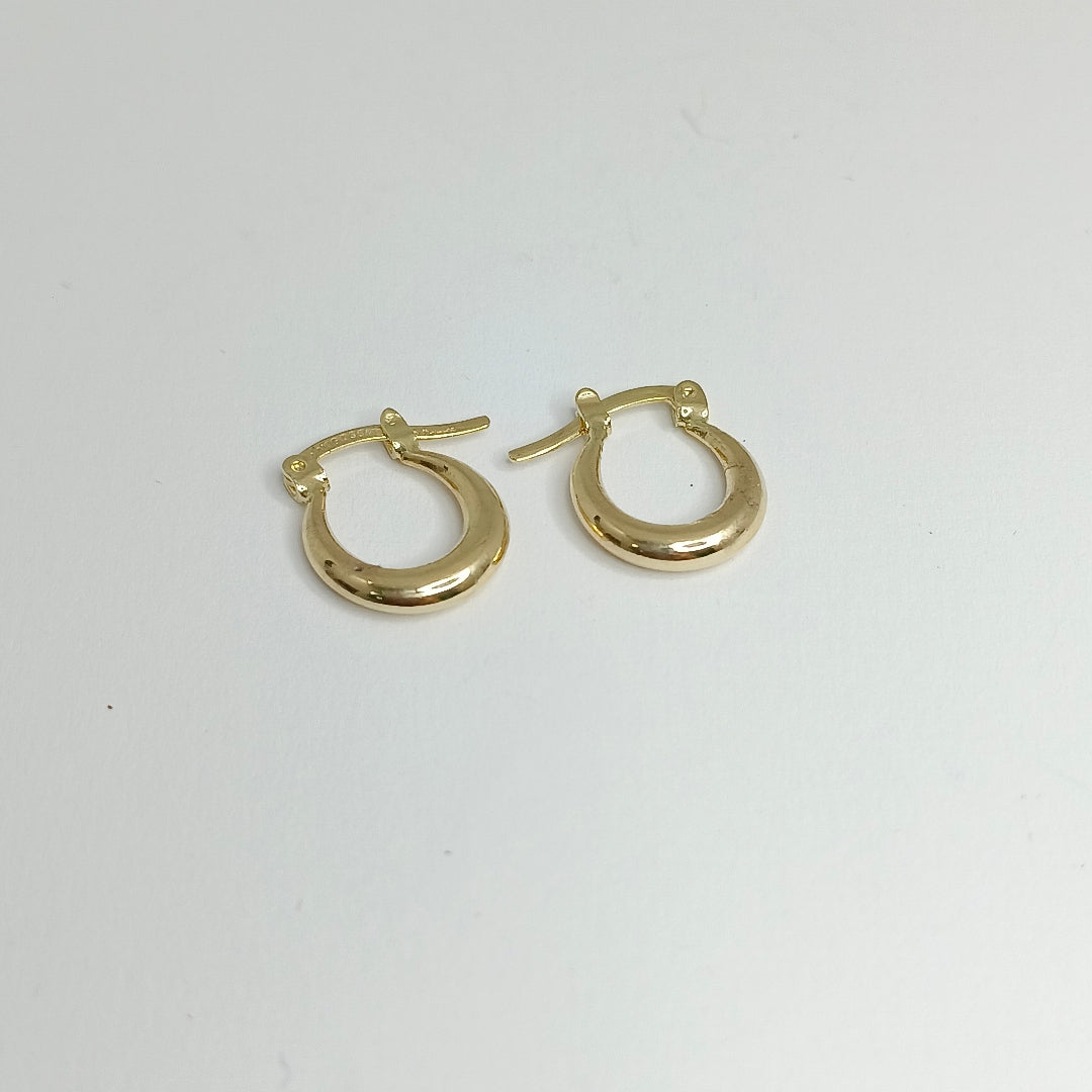 ARETES ARRACADAS LISA CHICA 14K 1.1 GR AC 81 (NUEVO)