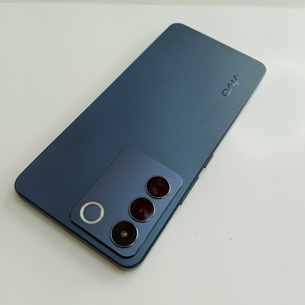 CELULAR VIVO V25E V2242 (2022) (SEMINUEVO)