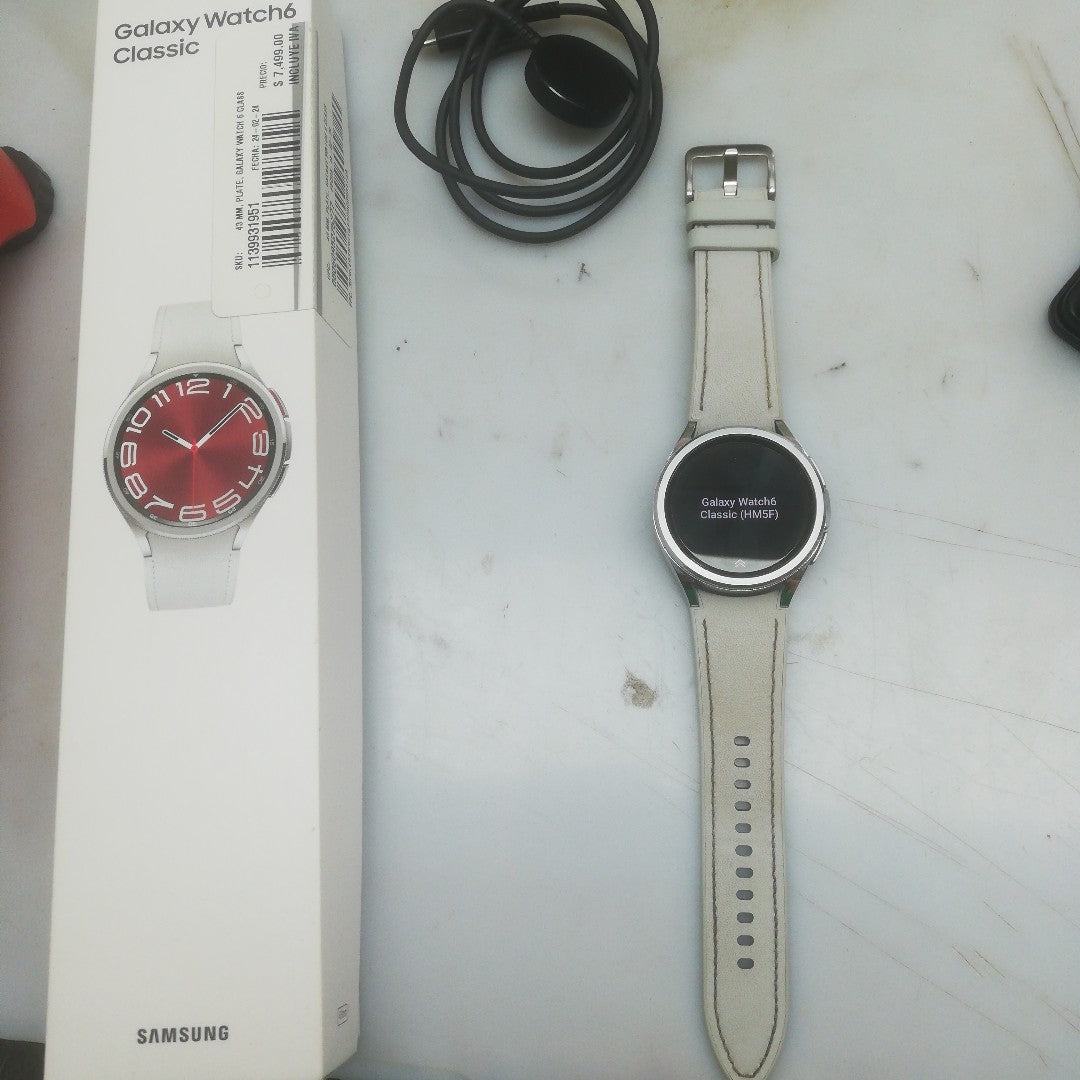 SMARTWATCH SAMSUNG GALAXY WATCH 6 CLASSIC SM-R950 (SEMINUEVO)