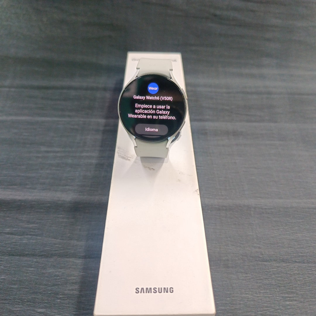 SMARTWATCH SAMSUNG GALAXY WATCH 6 SM-R940 44 MM GPS (SEMINUEVO)