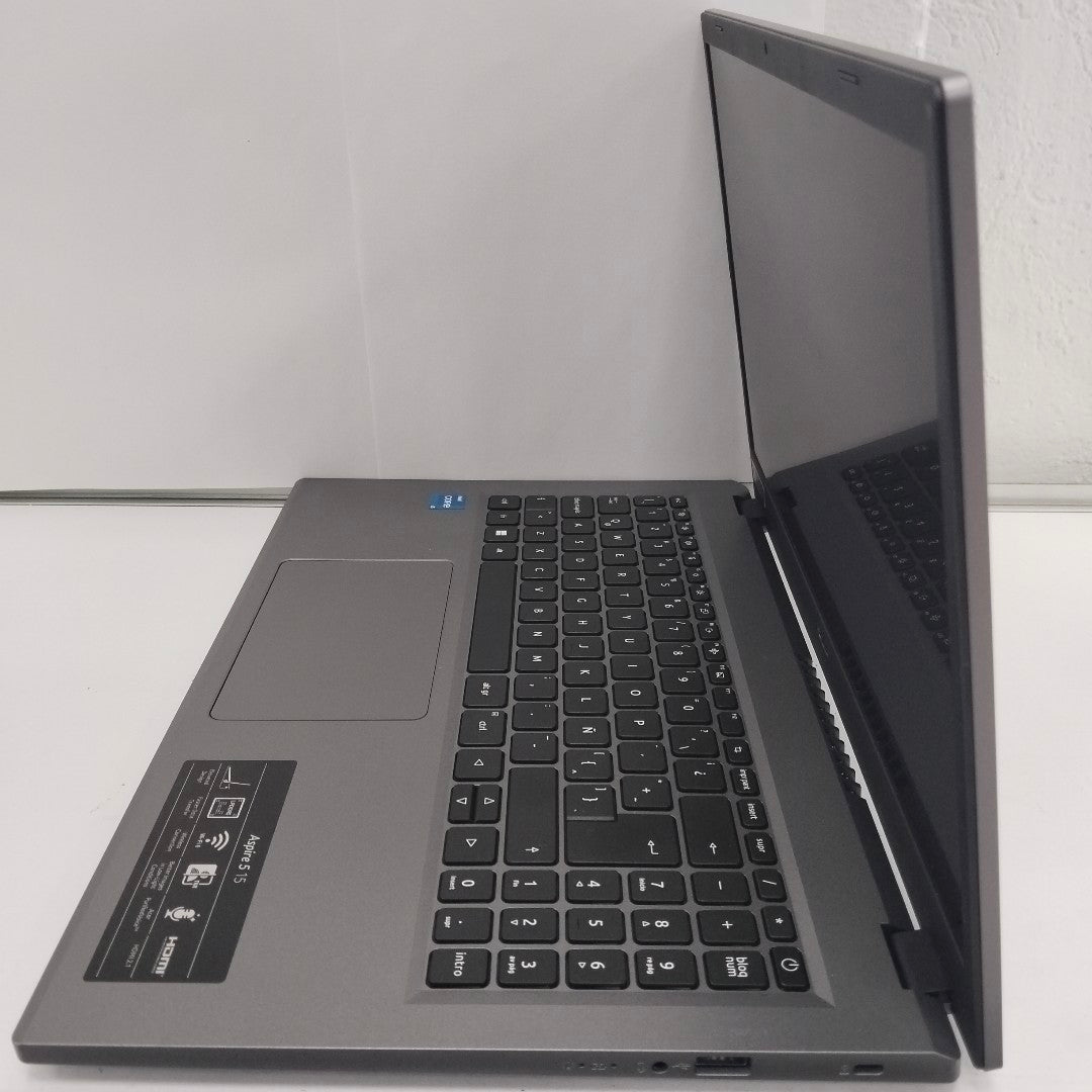 LAPTOP ACER ASPIRE 5 15 A515-58P-577W (2024) (SEMINUEVO)